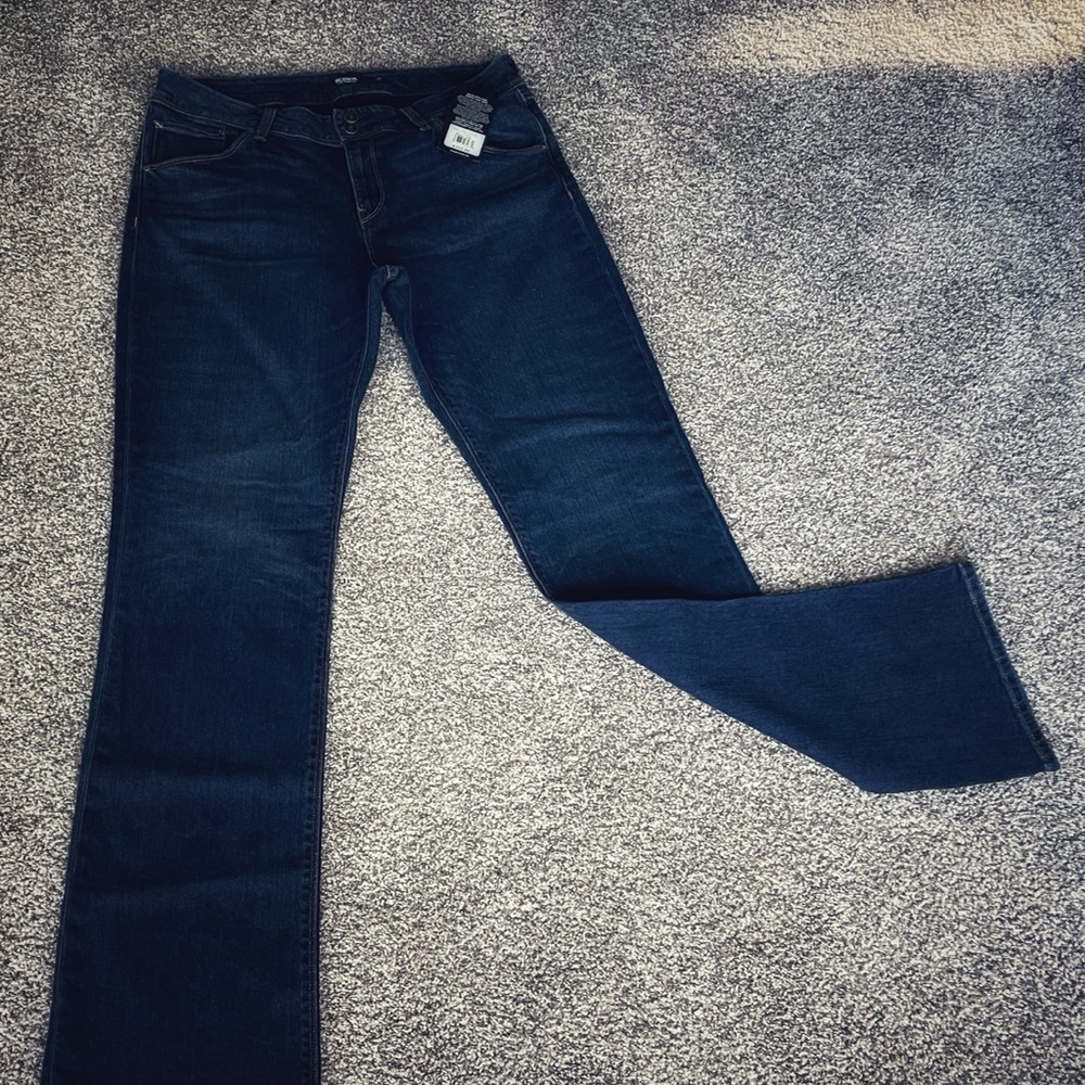 NWT Hudson Beth Baby Bootcut Jeans (Size: 33)